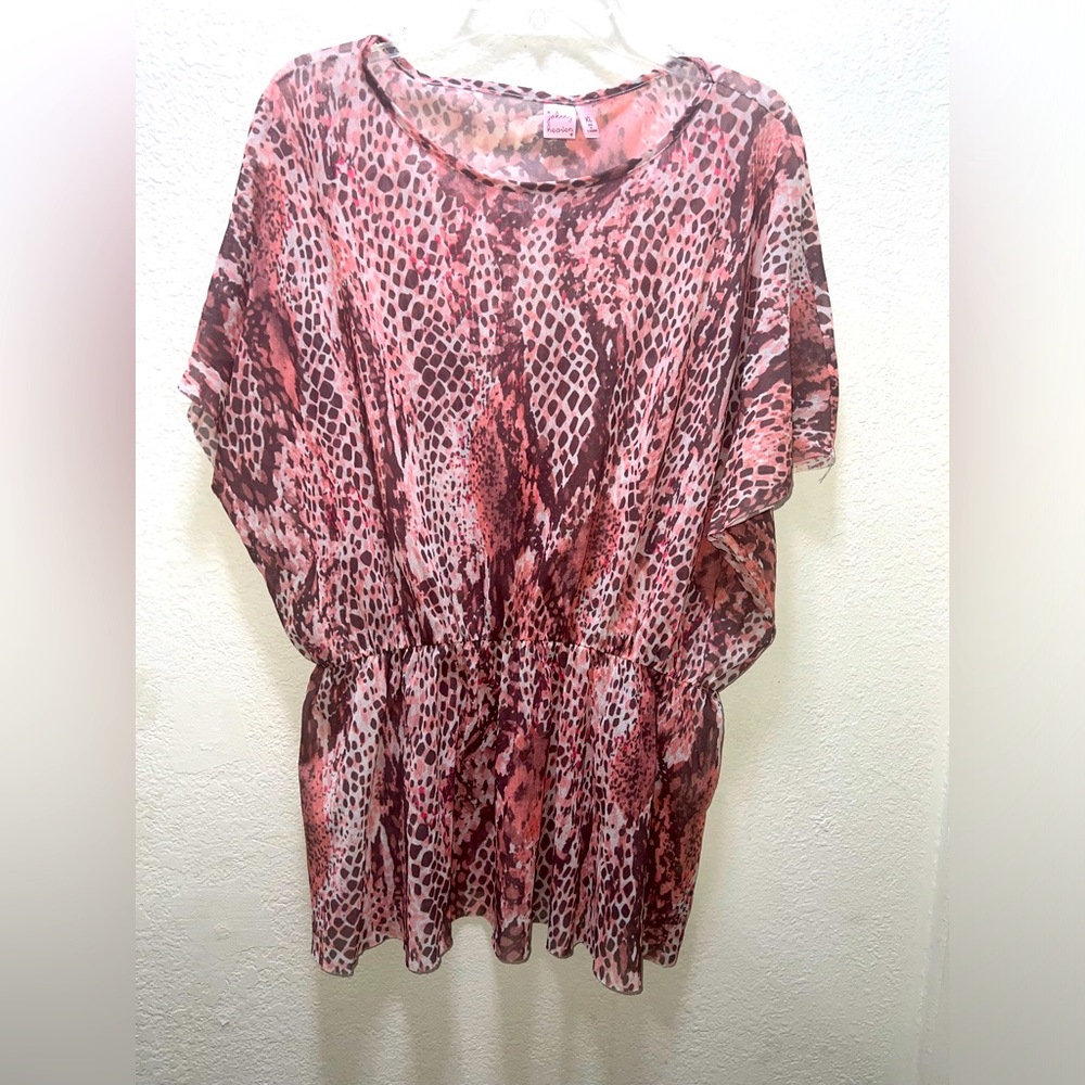 Pink Cheetah Print XL sheer top in good condition